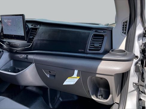 Used 2025 Ford Transit 350 XL RWD image 18