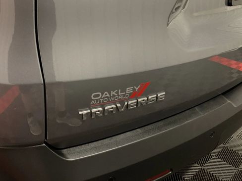 Used 2020 Chevrolet Traverse RS image 15