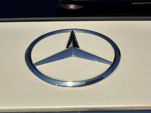 Used 2022 Mercedes-Benz GLE 350 GLE 350 w/ Premium Package image 11