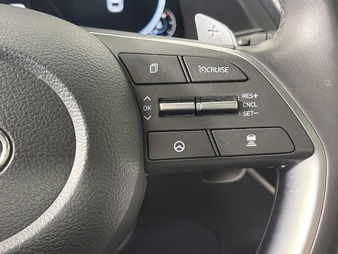 Used 2022 Hyundai Sonata Limited w/ Cargo Package image 18