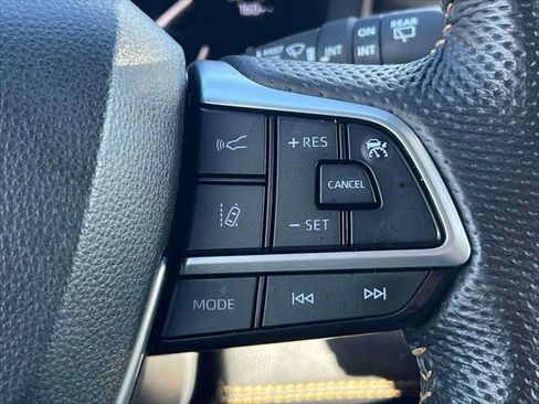 Certified 2024 Toyota Sienna XLE Woodland Edition image 26