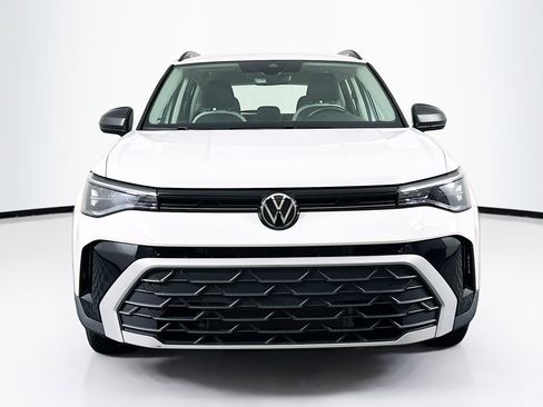 Used 2025 Volkswagen Taos S image 2