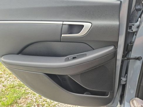 Used 2025 Hyundai Sonata SEL FWD image 26