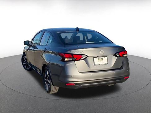 Used 2025 Nissan Versa SV FWD image 14
