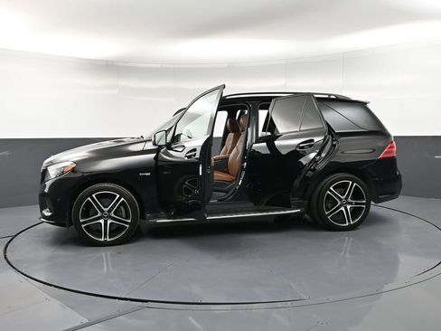 Used 2018 Mercedes-Benz GLE 43 AMG 4MATIC image 38