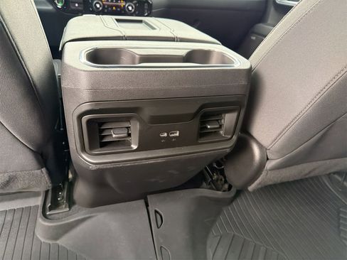 Used 2022 Chevrolet Silverado 1500 LT Trail Boss w/ Convenience Package II image 19