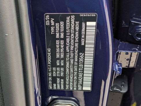 New 2026 Porsche Macan AWD/4WD image 30