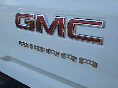 Used 2023 GMC Sierra 3500 SLE image 12