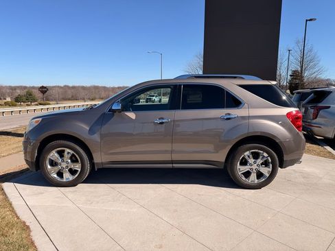 Used 2010 Chevrolet Equinox LTZ image 4