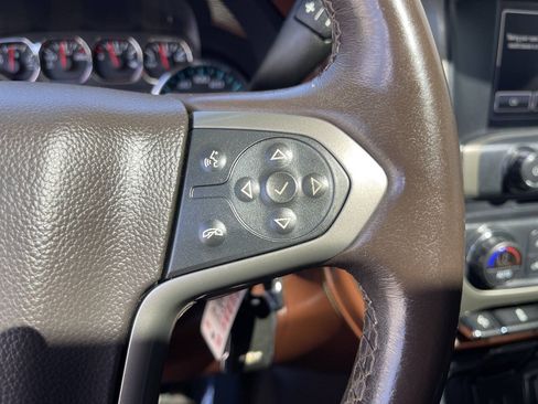 Used 2016 Chevrolet Silverado 1500 High Country w/ High Country Premium Package AWD/4WD image 23