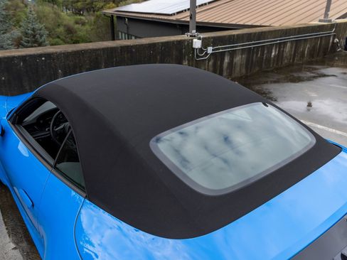 Certified 2024 Porsche 911 Carrera GTS image 23