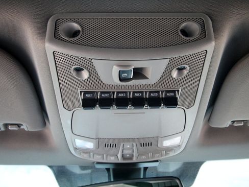 Used 2019 Ford F250 Lariat w/ Lariat Ultimate Package AWD/4WD image 36