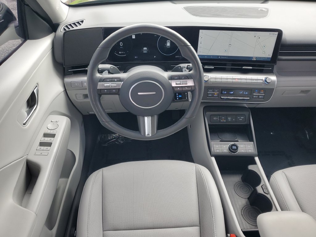 Used 2024 Hyundai Kona Limited FWD image 28