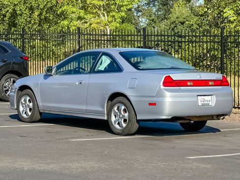 Used 2001 Honda Accord EX image 5