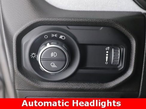 Used 2024 Jeep Gladiator Sport image 19