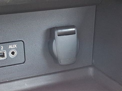 Used 2023 Nissan Sentra SV FWD image 24