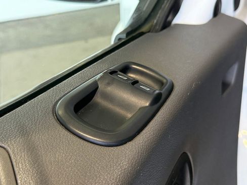 Used 2021 Ford Transit 350 XLT image 23