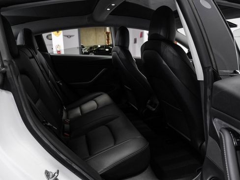 Used 2019 Tesla Model 3 Long Range image 39