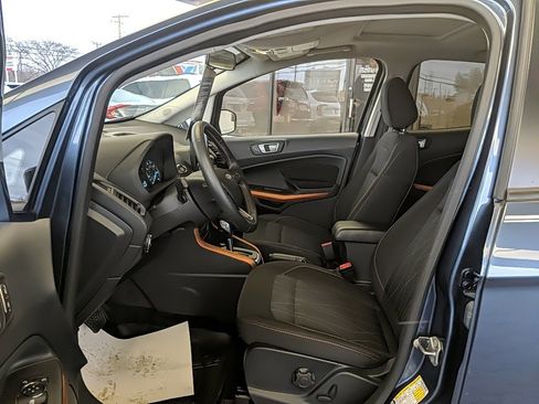 Certified 2022 Ford EcoSport SE w/ SE Appearance Package image 12