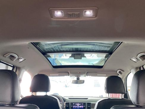 Used 2021 Volkswagen Atlas SE w/ Panoramic Sunroof Package image 18