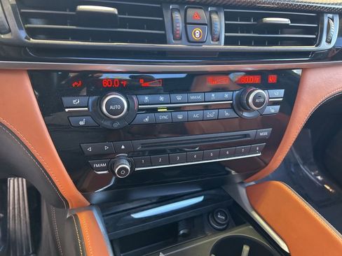 Used 2015 BMW X5 M image 48