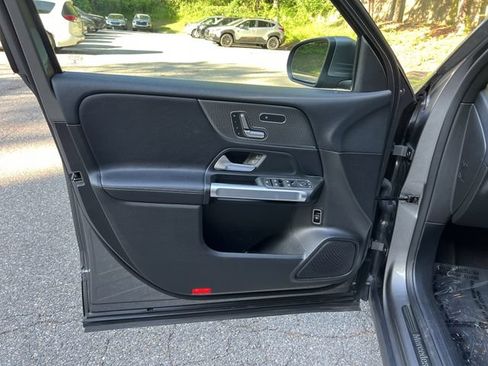 Used 2020 Mercedes-Benz GLB 250 4MATIC image 8