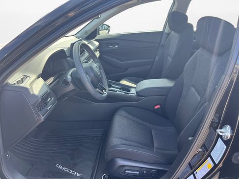 Used 2024 Honda Accord EX image 9