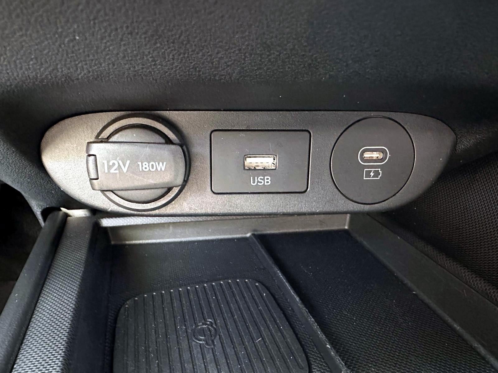 Used 2025 Hyundai Elantra Sport w/ Cargo Package FWD image 25