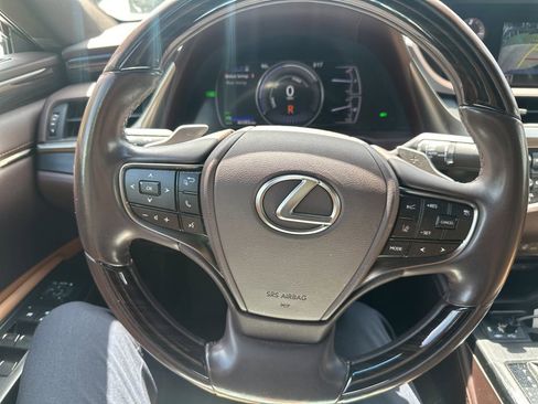 Used 2021 Lexus ES 300h w/ Premium Package FWD image 7