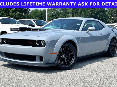 Used 2021 Dodge Challenger R/T Scat Pack RWD image 3