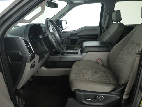 Used 2016 Ford F150 XLT w/ Equipment Group 302A Luxury image 14