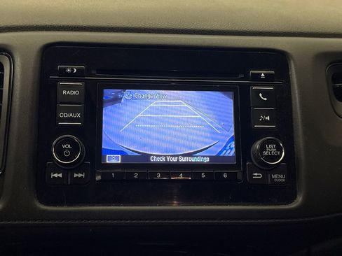 Used 2017 Honda HR-V LX image 23