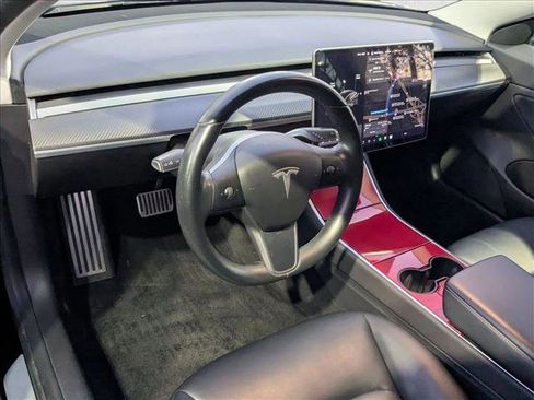 Used 2019 Tesla Model 3 Standard Range Plus image 10