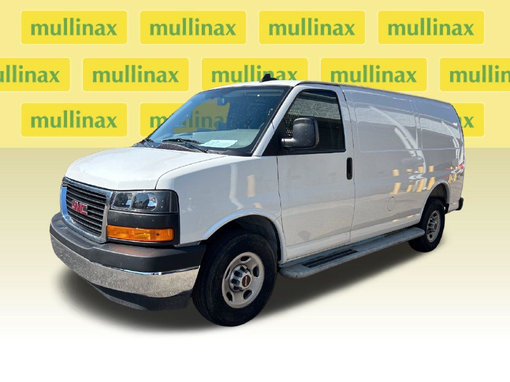 Used 2025 GMC Savana 2500 w/ Driver Convenience Package RWD image 6