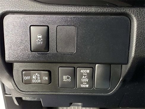 Used 2023 Toyota Tacoma TRD Sport image 14