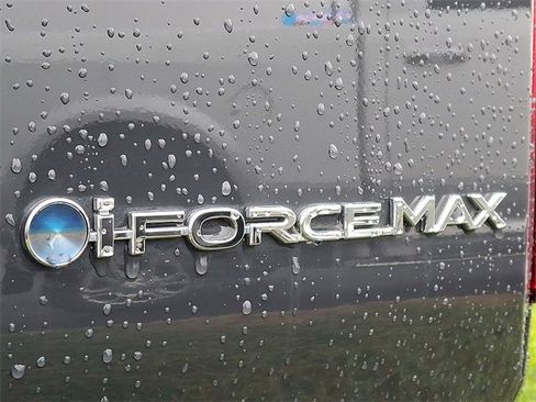 Used 2025 Toyota Land Cruiser image 32