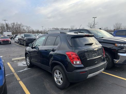 Used 2016 Chevrolet Trax LT w/ LT Convenience Package image 5