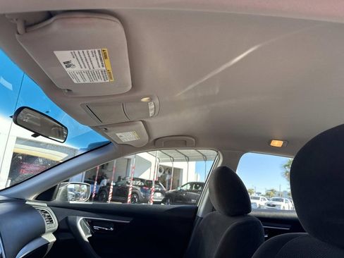 Used 2013 Nissan Altima 3.5 S image 29