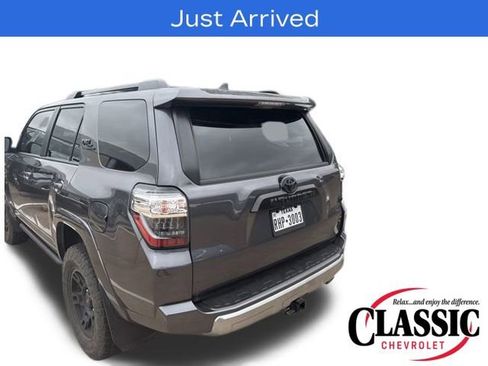 Used 2022 Toyota 4Runner TRD Off-Road Premium image 22
