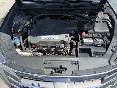 Used 2012 Honda Crosstour EX-L image 32