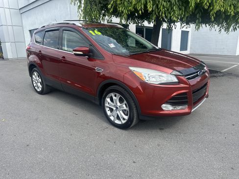 Used 2016 Ford Escape Titanium AWD/4WD image 1