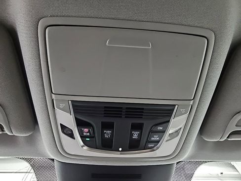 Used 2025 Acura MDX w/ Technology Package image 23