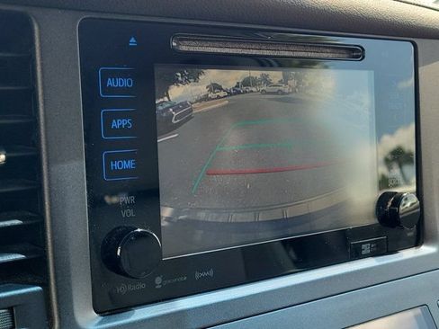Used 2017 Toyota Sienna XLE w/ XLE Navigation Package AWD/4WD image 24