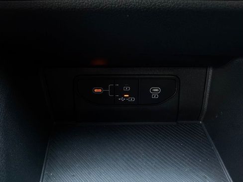 Used 2026 Kia Sportage LX FWD image 24