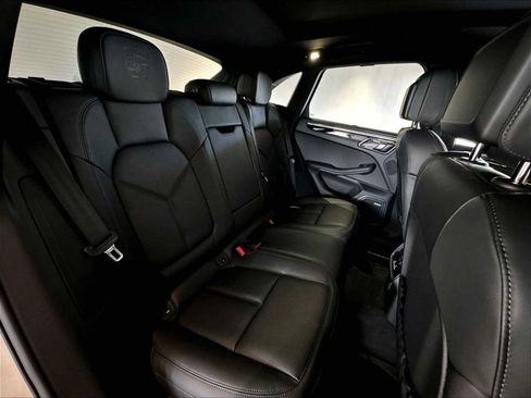 New 2026 Porsche Macan AWD/4WD image 29
