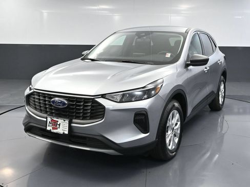 Used 2024 Ford Escape Active AWD/4WD image 12