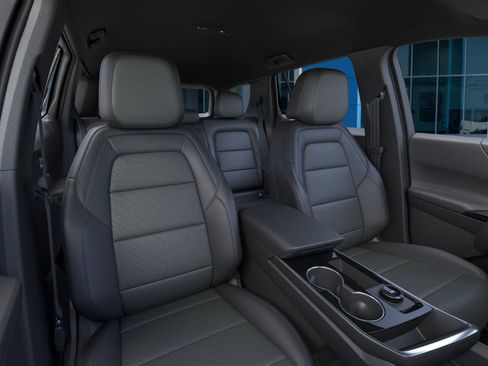 New 2026 Chevrolet Equinox LT w/ Convenience Package II FWD image 16