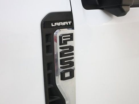 Used 2024 Ford F250 Lariat w/ FX4 Off-Road Package image 67