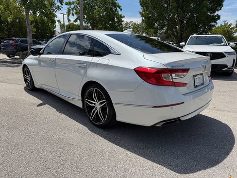 Used 2022 Honda Accord Touring image 6