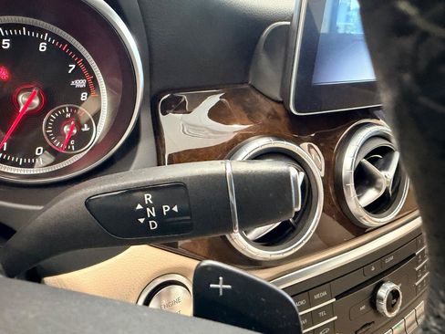 Used 2018 Mercedes-Benz CLA 250 image 32